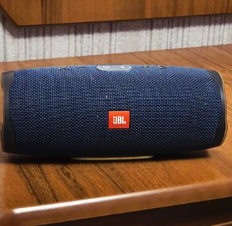 Калонка JBL