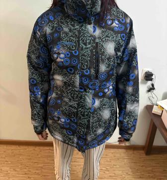 Продам женские, зимние куртки