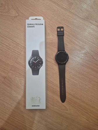 Продам часы Samsung