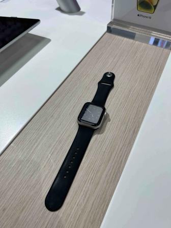 Apple Watch Series 6 (44 мм, Silver)