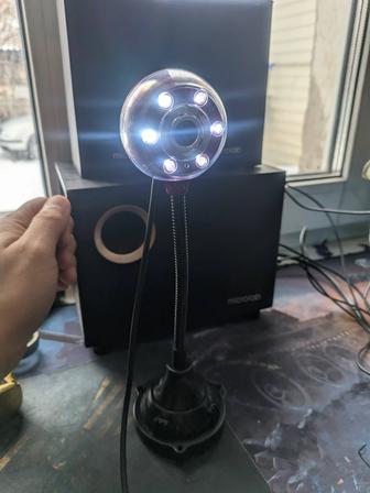 Продам веб камеру с подсветкой Global T-49