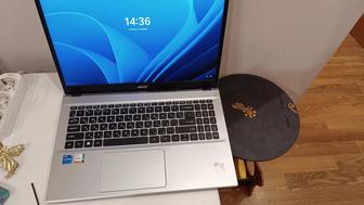 Продам срочно ноутбук