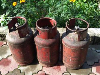 Газовый баллон (пропан) маленький, новый редуктор со шлангом