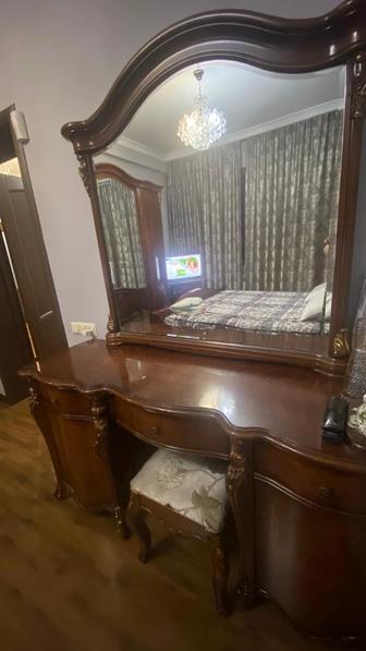 Спальня гарнитура продается