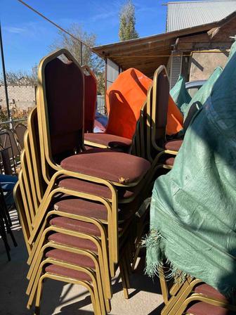 Стулья в хорошем состоянии