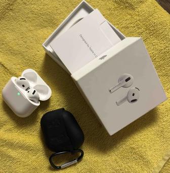 AirPods 4