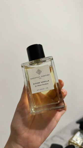 Парфюм ESENTIAL PARFUMS