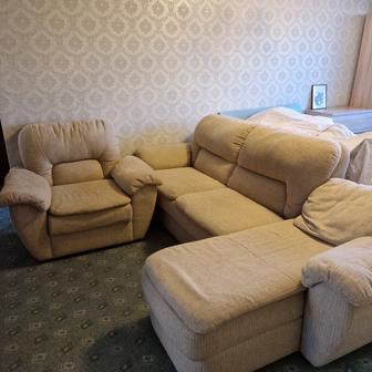 Диван с креслом