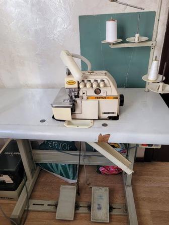 Продам промышленный оверлог, в рабочем состоянии, 4х нитка