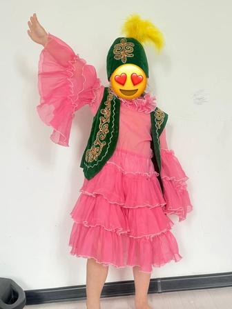 Ұлттық қыз бала көйлегі (3-4 жас) сатылады