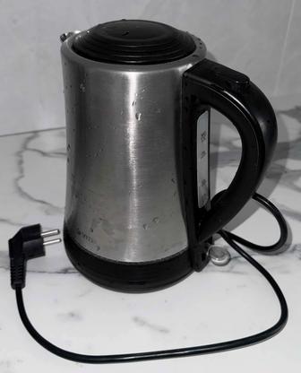 Продам чайник 1,7л