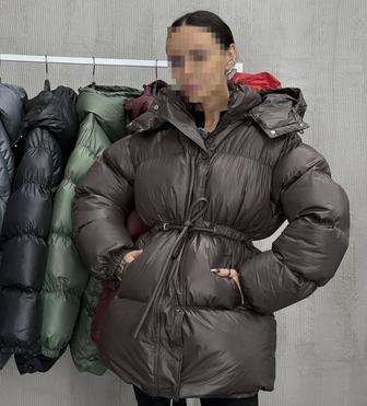 Продам куртку черную