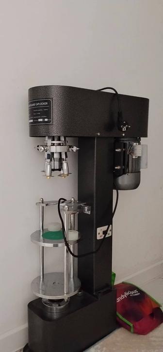 Укупорщик полуавтомат