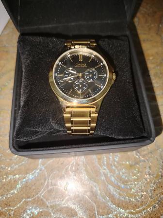 Продам часы casio