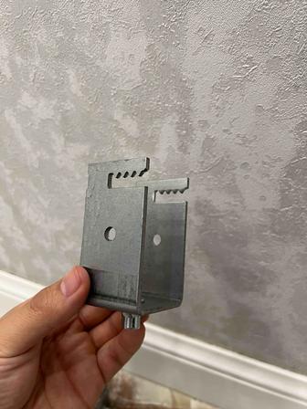 Крепежный элемент для монтажа солнечных панелей к профилю