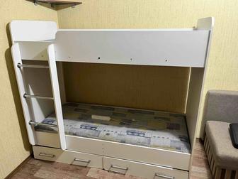 Кровать двухэтажная