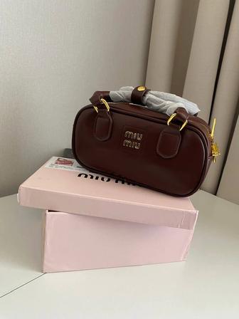 Продается сумка миу миу miu miu