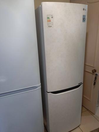 Холодильник LG no frost. 1 год . Гарантия. Доставка.