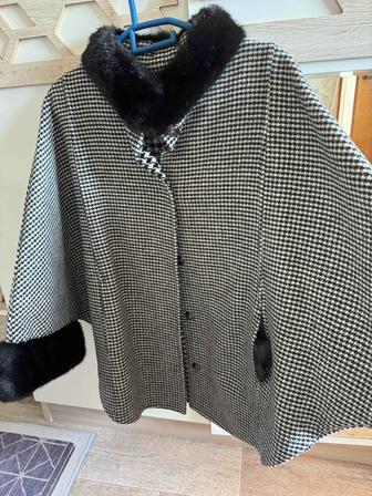 Продается пальто