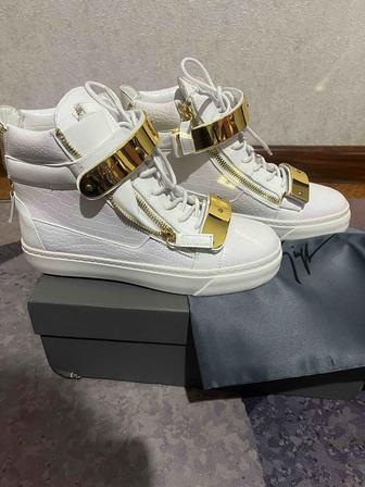 Новые бомбические ботиночки