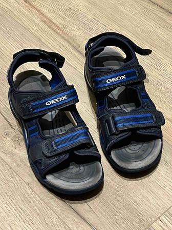 детские сандали geox