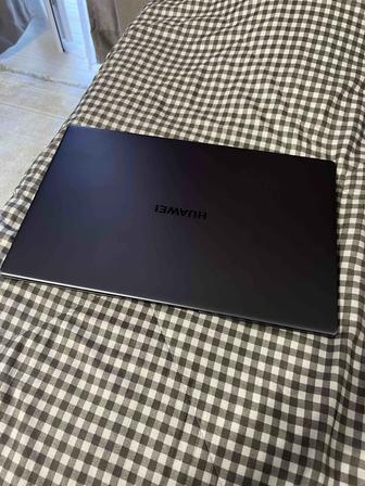 продается Huawei MateBook D15