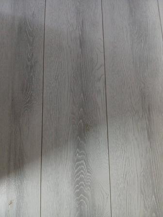 Линолеум.Ламинат.Плинтуса