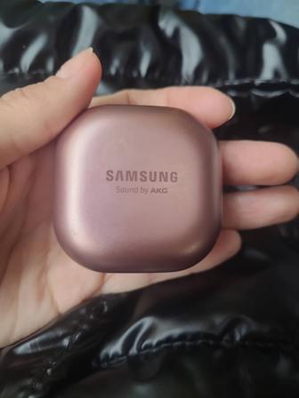 Продам наушник левый Samsung sound by SKG