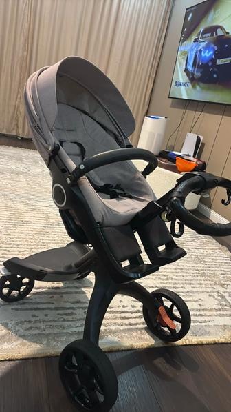 Продам коляску stooke