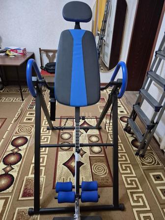 Инверсионный стол массажер