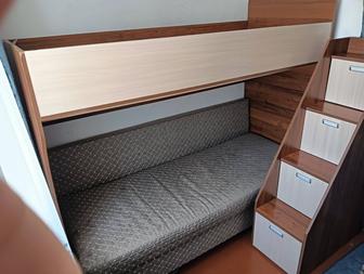 Продам двухъярусную кровать