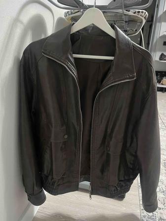 кожаная куртка