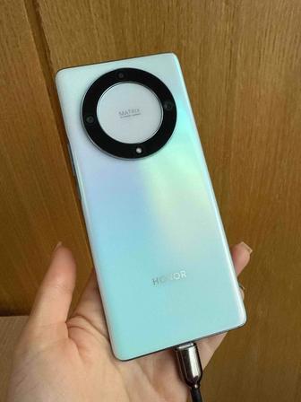 Продам телефон Android Honor X9a