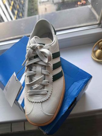 Кеды фирмы Adidas
